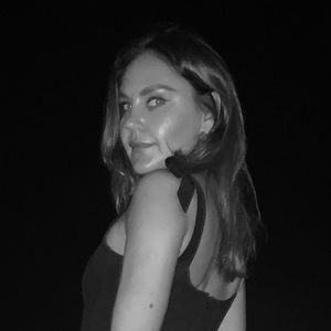 Meet your Posher, Julia